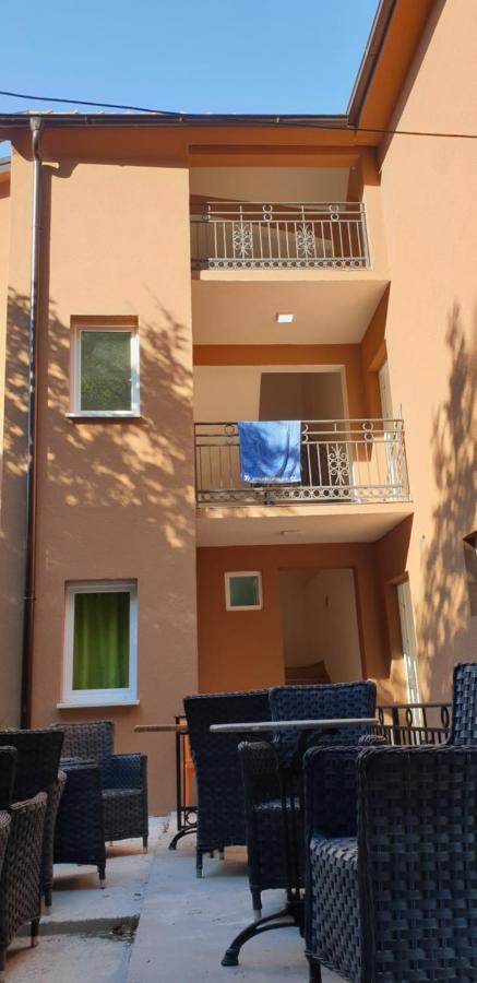 Apartments Scorpio Kotor Eksteriør billede