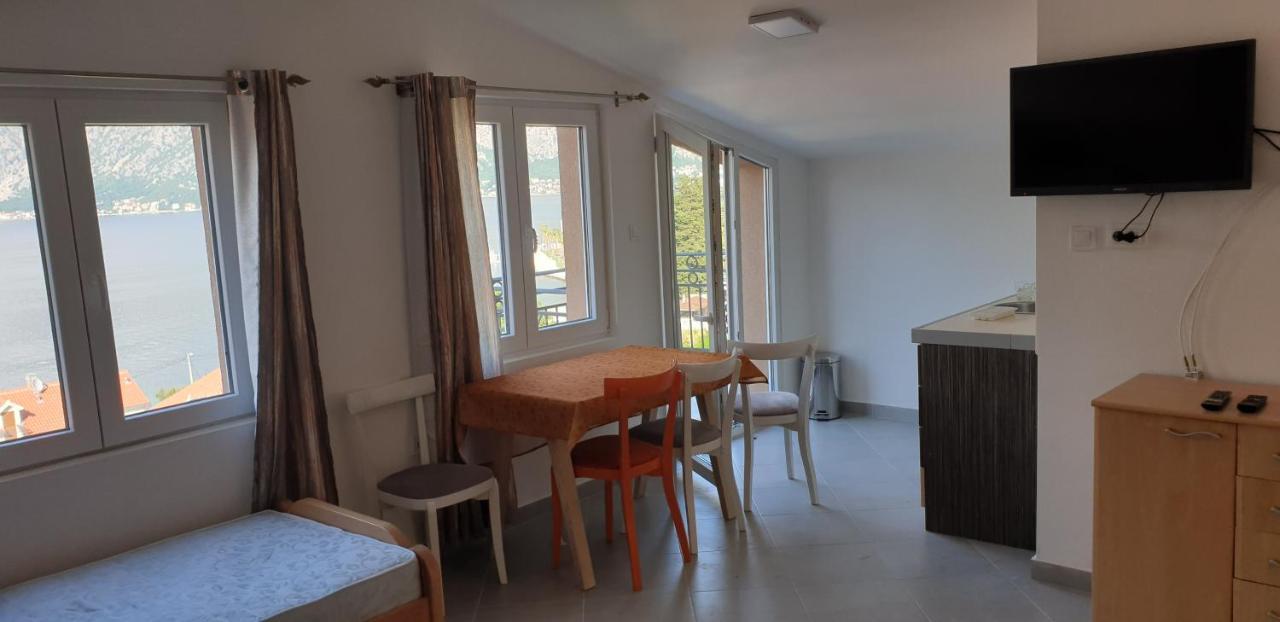 Apartments Scorpio Kotor Eksteriør billede