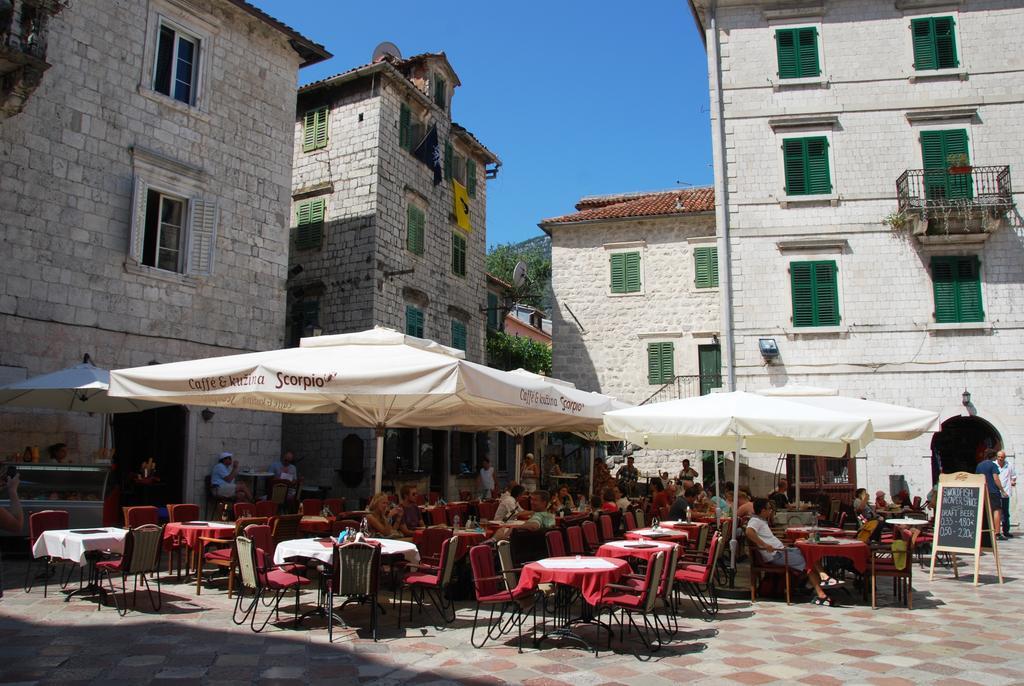 Apartments Scorpio Kotor Eksteriør billede