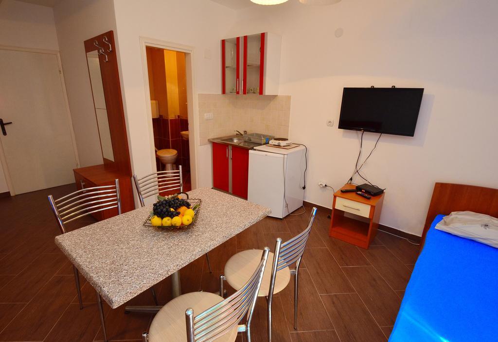 Apartments Scorpio Kotor Eksteriør billede